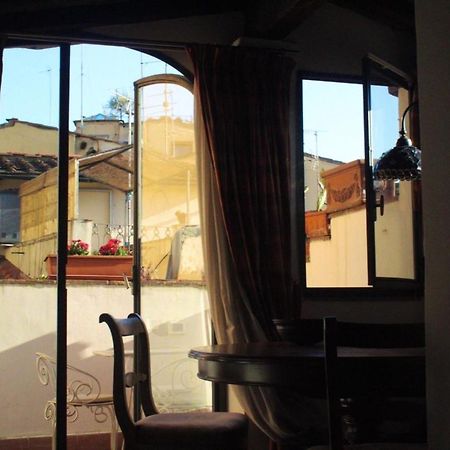 Residenza Dei Medici Palace Cristina ฟลอเรนซ์ ภายนอก รูปภาพ
