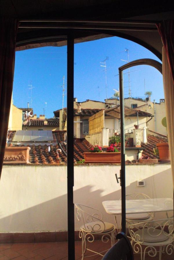 Residenza Dei Medici Palace Cristina ฟลอเรนซ์ ภายนอก รูปภาพ