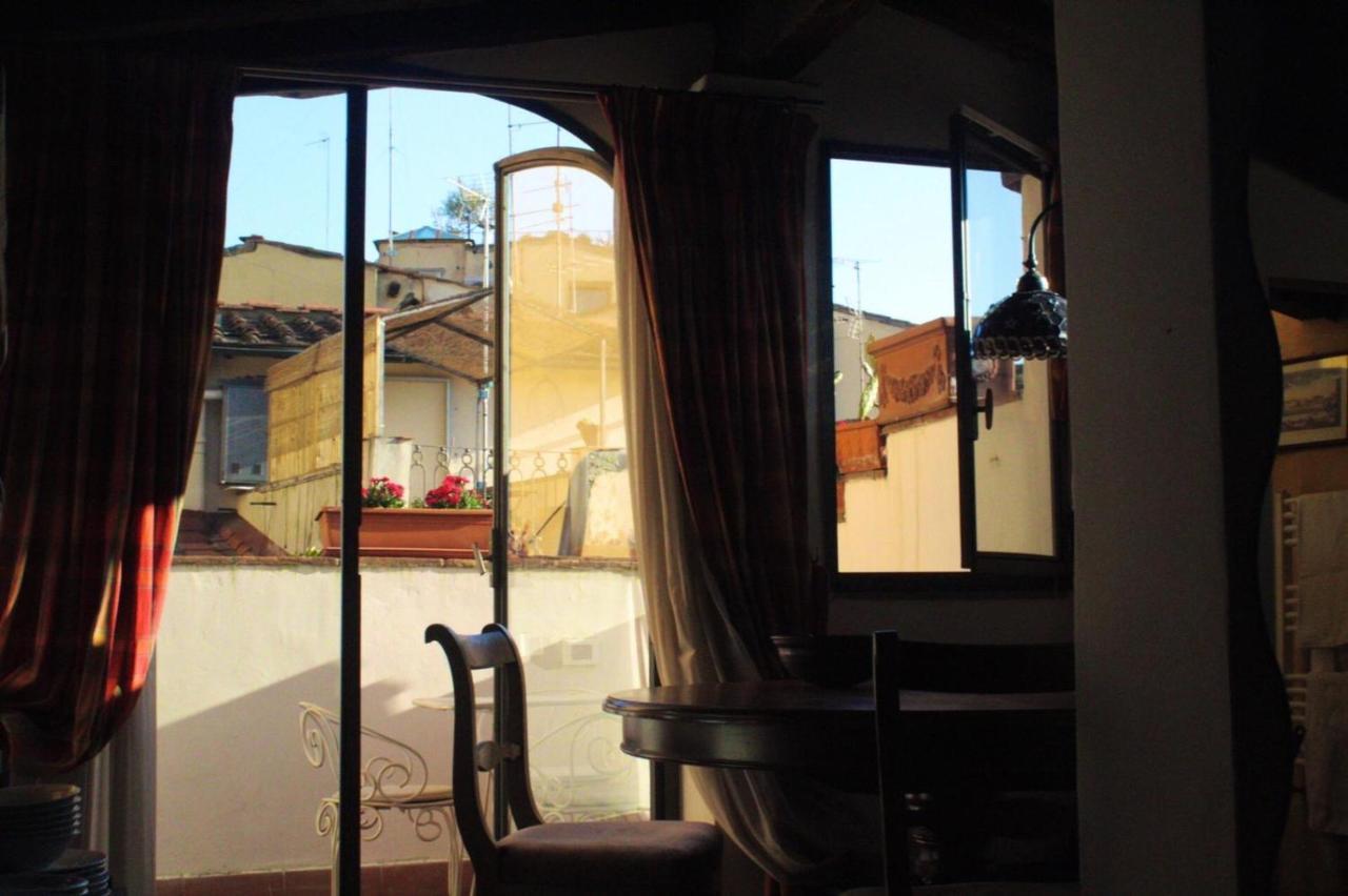 Residenza Dei Medici Palace Cristina ฟลอเรนซ์ ภายนอก รูปภาพ